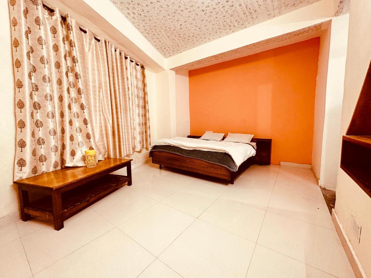 Hotel D Kanchan Manali 외부 사진