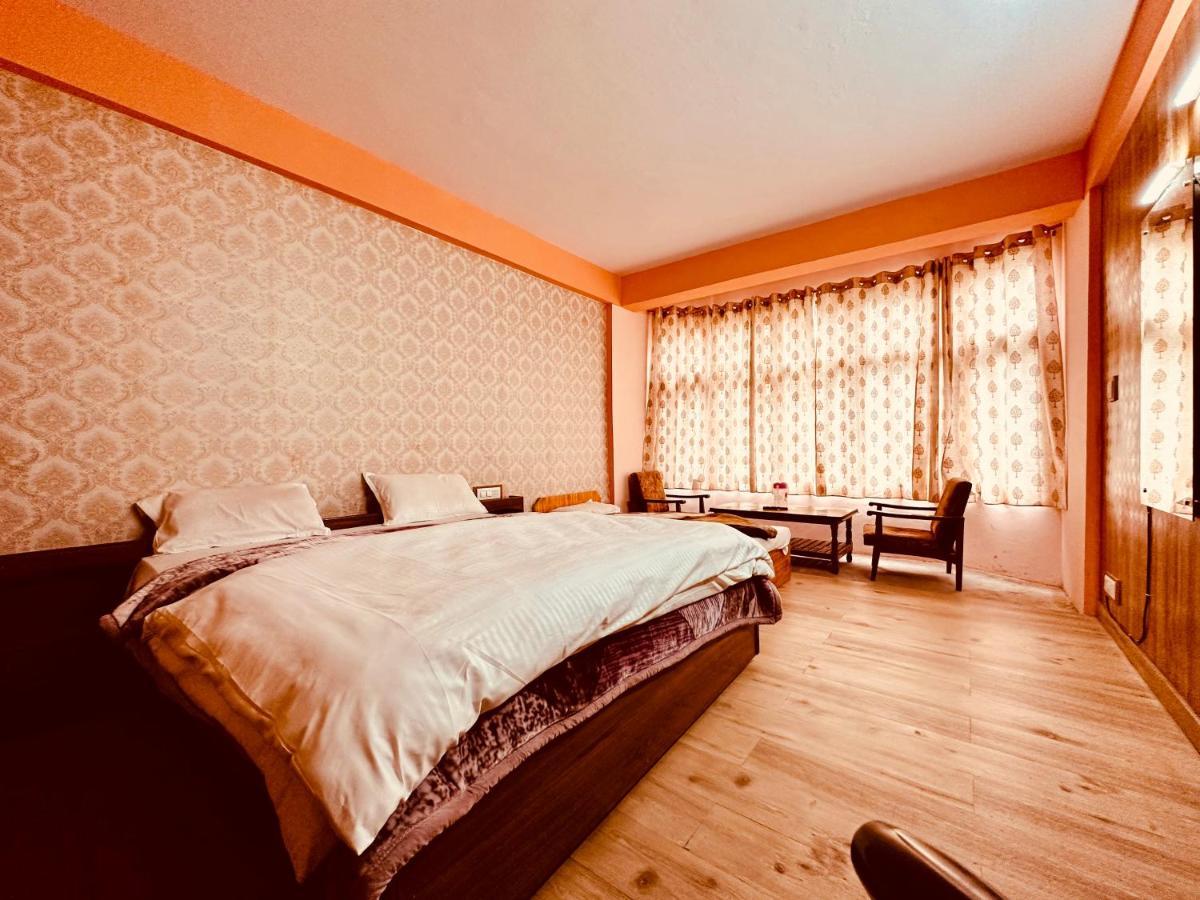 Hotel D Kanchan Manali 외부 사진
