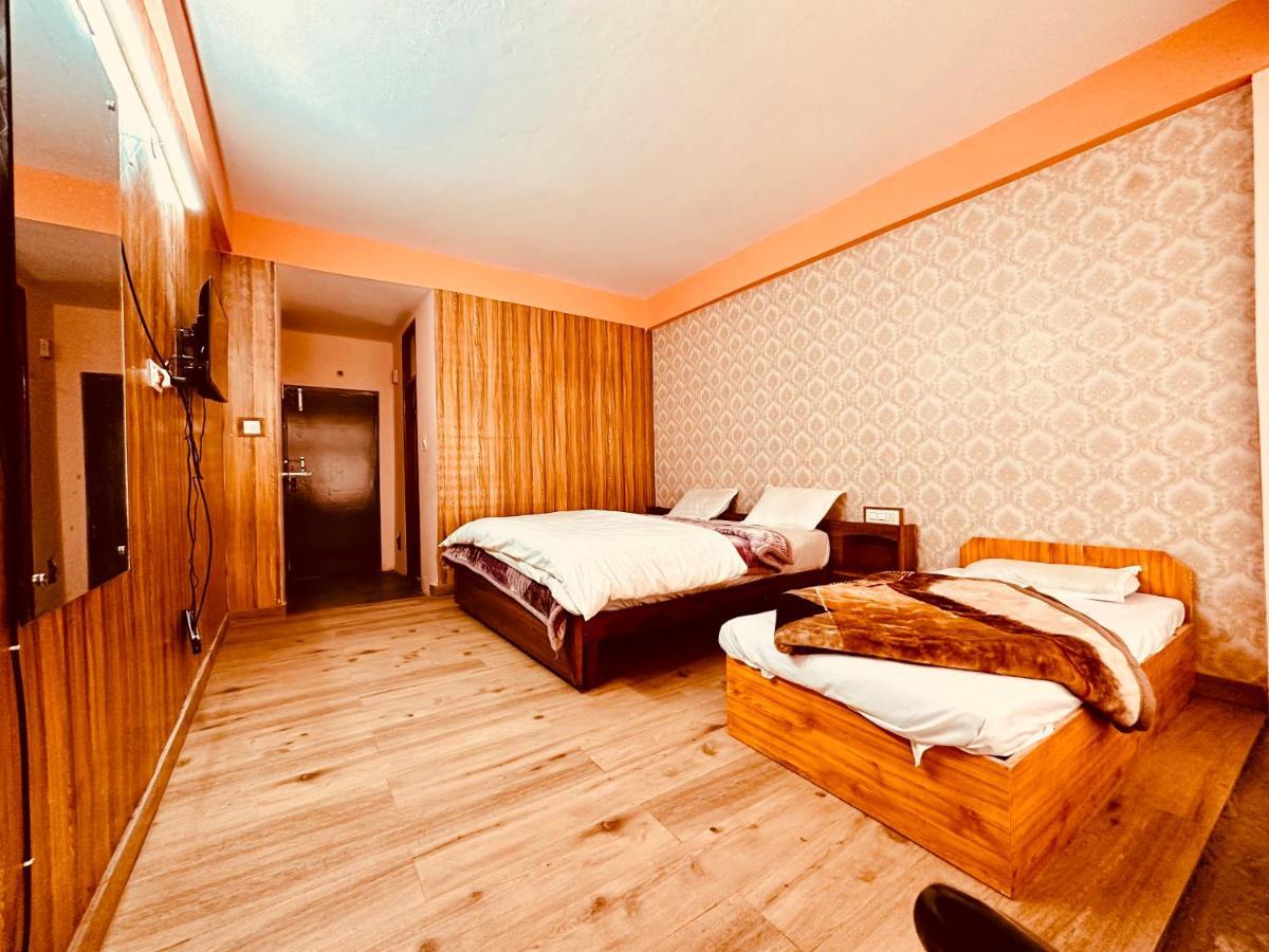 Hotel D Kanchan Manali 외부 사진