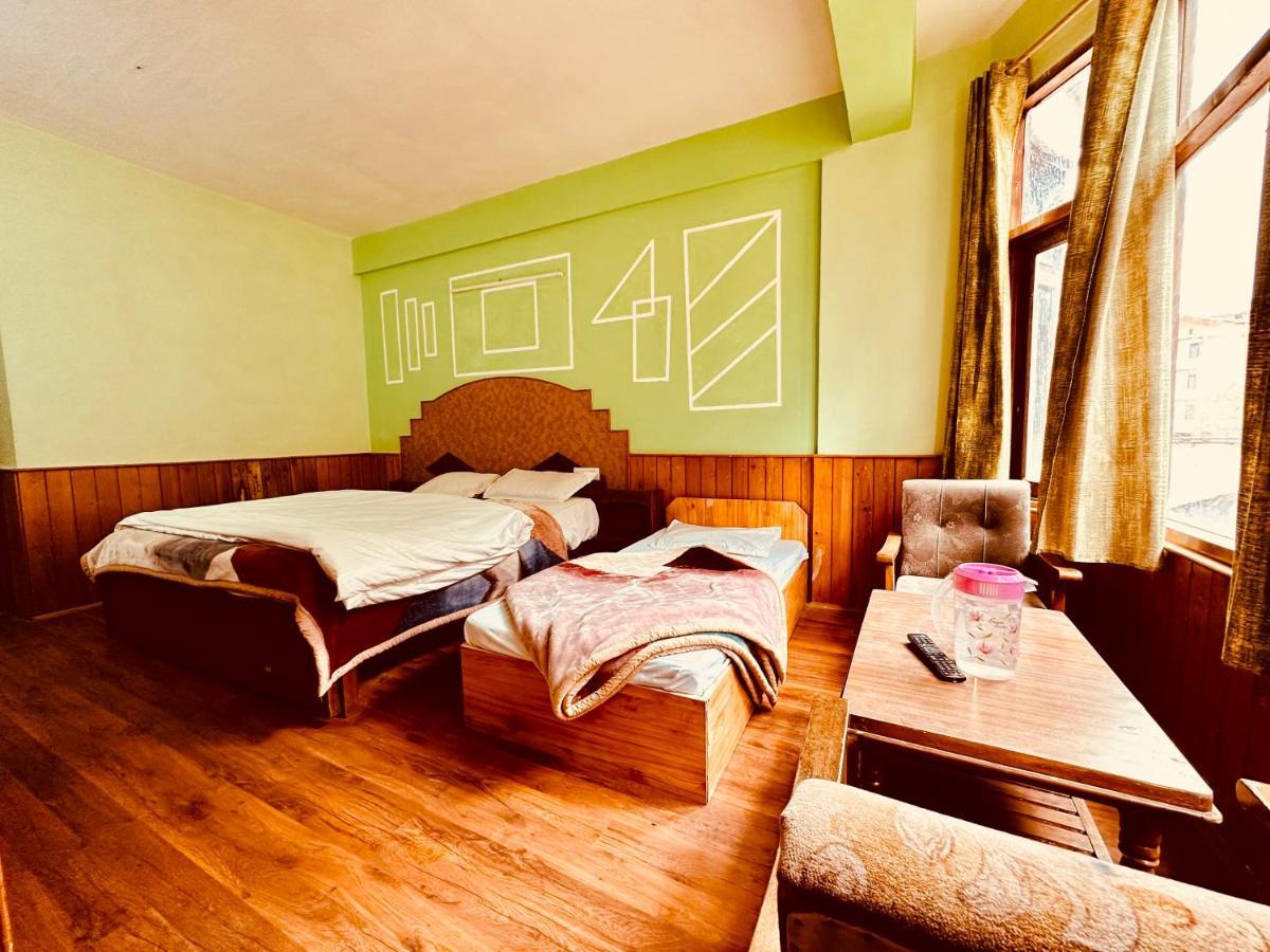 Hotel D Kanchan Manali 외부 사진