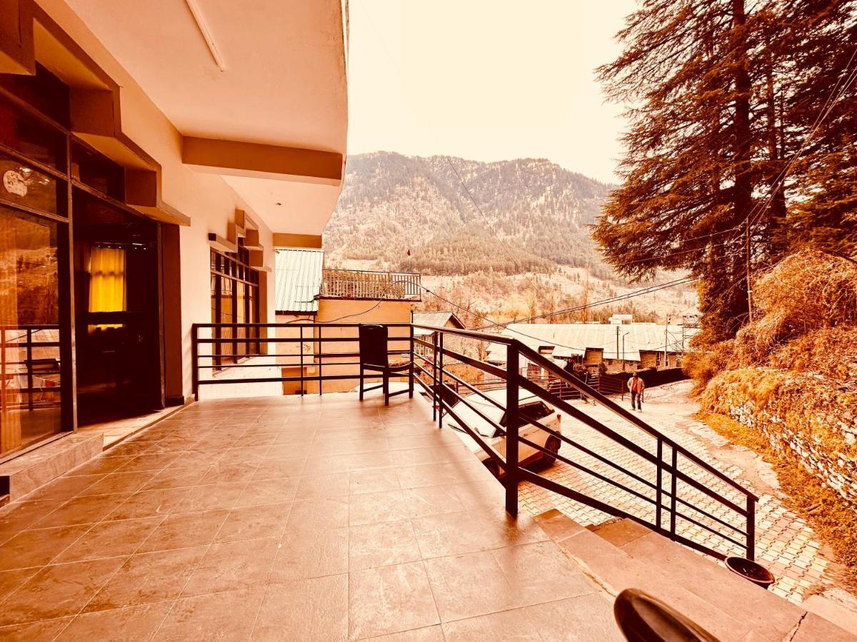 Hotel D Kanchan Manali 외부 사진